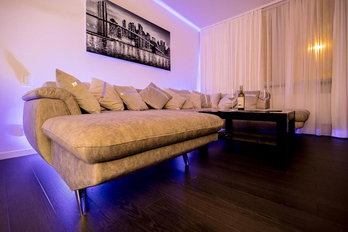 Апартаменти Nowoczesny Apartament - Saska Kepa Варшава Екстер'єр фото