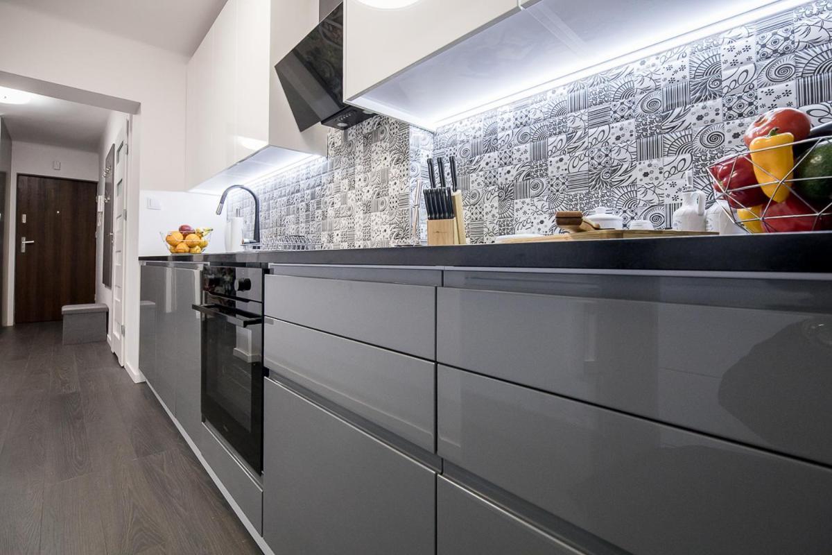 Апартаменти Nowoczesny Apartament - Saska Kepa Варшава Екстер'єр фото